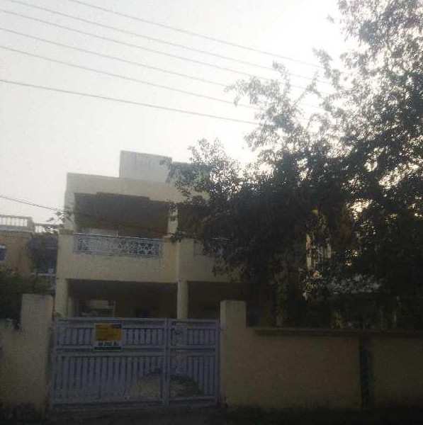 8bhk indipendent house for rent in Alkapuri