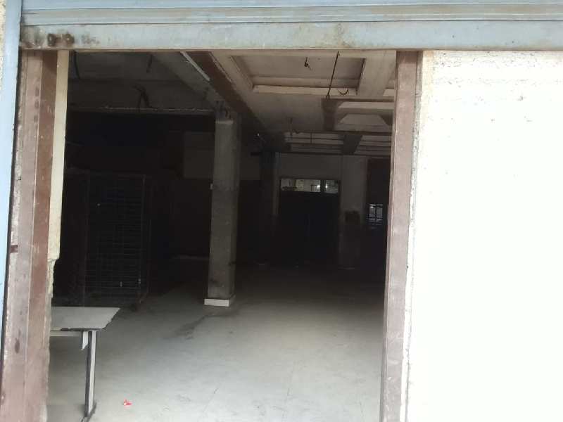 Godown / Industry space on rent in partition available also