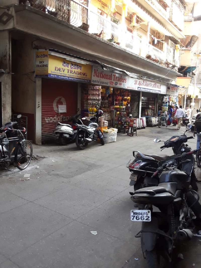300 Sq.ft. Commercial Shops for Rent in Thane West, Thane