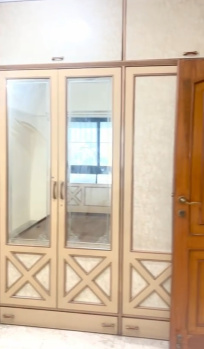 Flats & Apartments for Sale in Mulund East, Mumbai (925 Sq.ft.)