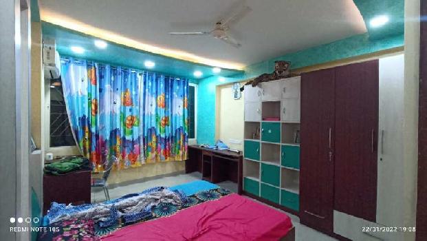 On Road 3BHK Fully Furnished flat available for rent with all amenities.