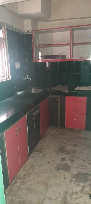 3bhk semi furnished Flat for Rent in Prime Location Bariatu with all AMENITIES.