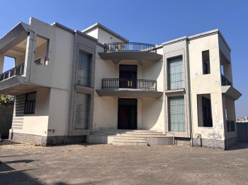 Fully furnished bunglow Available in Prime location at Kanke road near Hotlips.