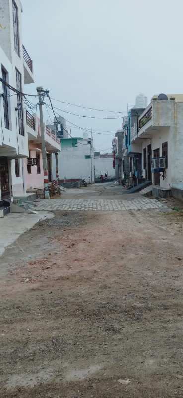 400 Sq. Yards Residential Plot for Sale in Tilapta Village, Greater Noida