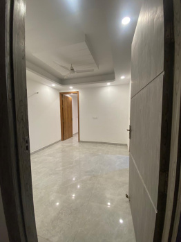 Flats & Apartments for Sale in Chattarpur, Delhi (800 Sq.ft.)