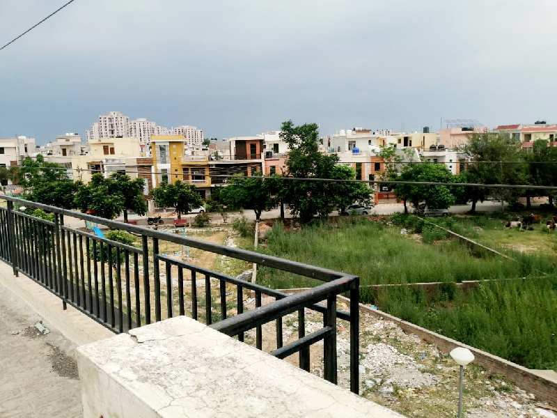 7BHK Kanal House corner and B road for sale