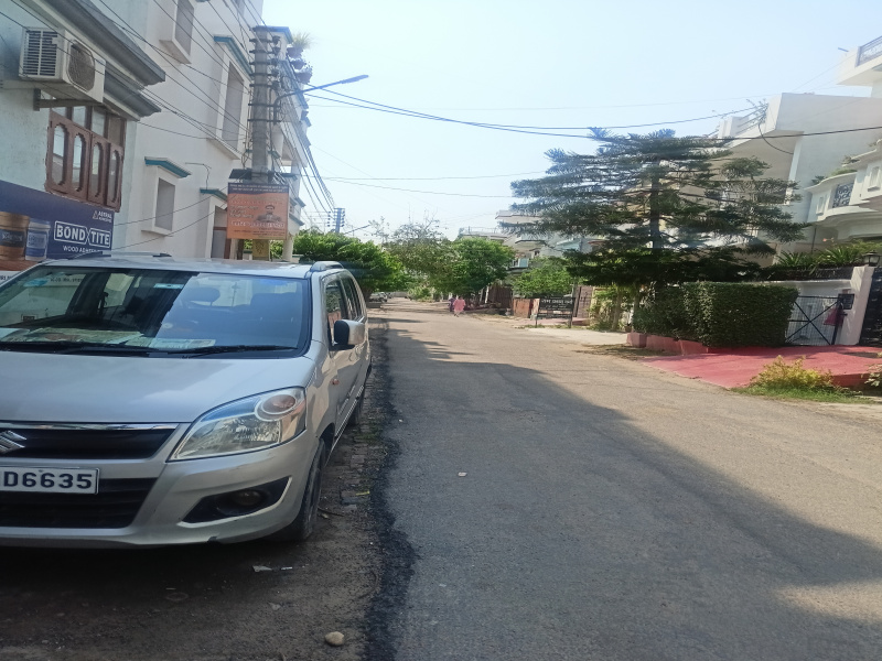 1250 Sq.ft. Residential Plot for Sale in Gomti Nagar, Lucknow