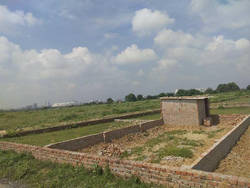 residential plots in gomtinagar extension