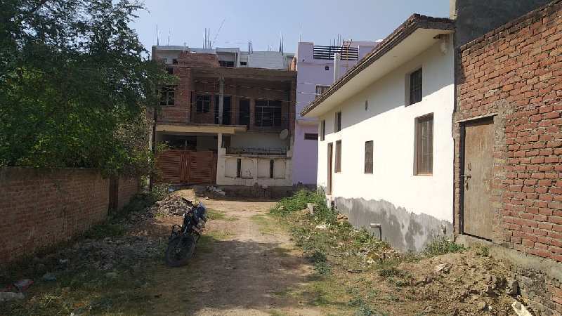 residential plot are available on faizabad road