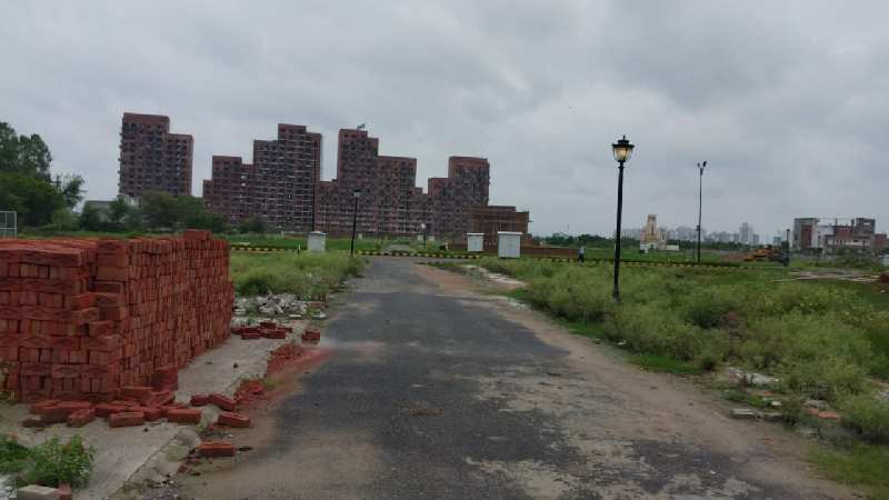 residential plot are available behind ploice head quater