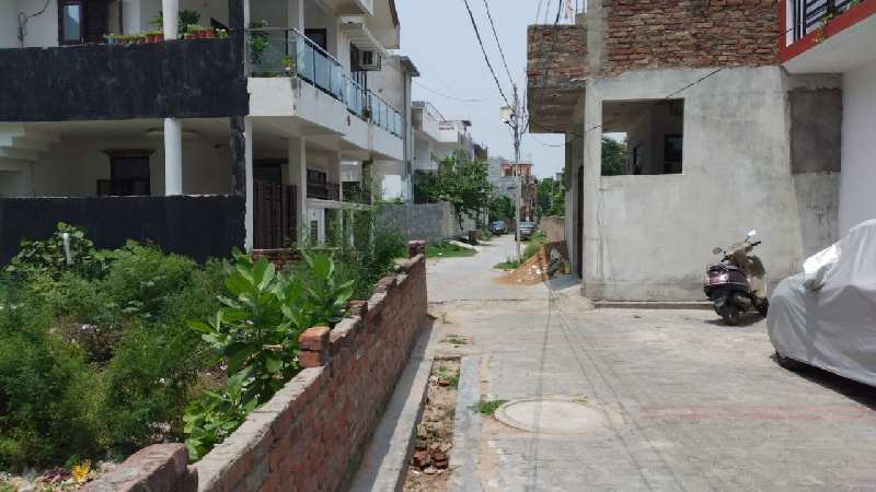 residential plot are available in kamta
