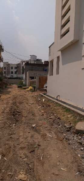 plot are available on malhour road
