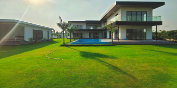 One acre fully developed farm house in Deramandhi Delhi