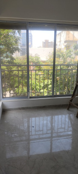 2 BHK Flats & Apartments for Rent in Goregaon Station, Mumbai (725 Sq.ft.)