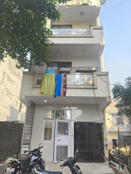 Flats & Apartments for Sale in Sector 12, Ghaziabad (700 Sq.ft.)