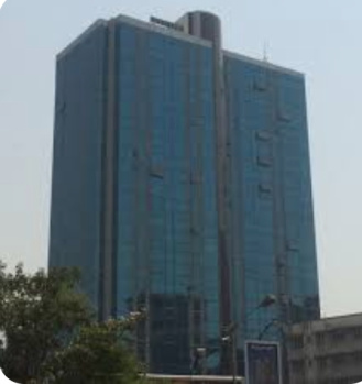 Office Space for Rent in Link Road, Mumbai (425 Sq.ft.)