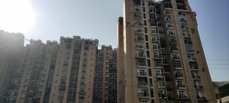3BHK + study for sale in  Amrapali Zodiac
