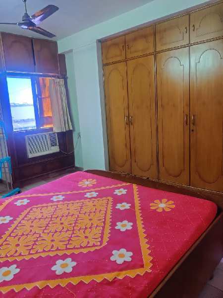 2 BHK Flats & Apartments for Sale in Memnagar Drive In Road, Ahmedabad (1150 Sq.ft.)