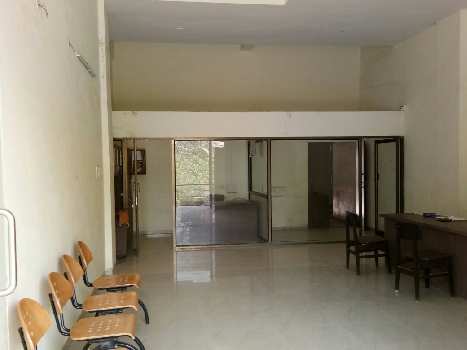 Clear Title with completion,  road touch showroom for sale