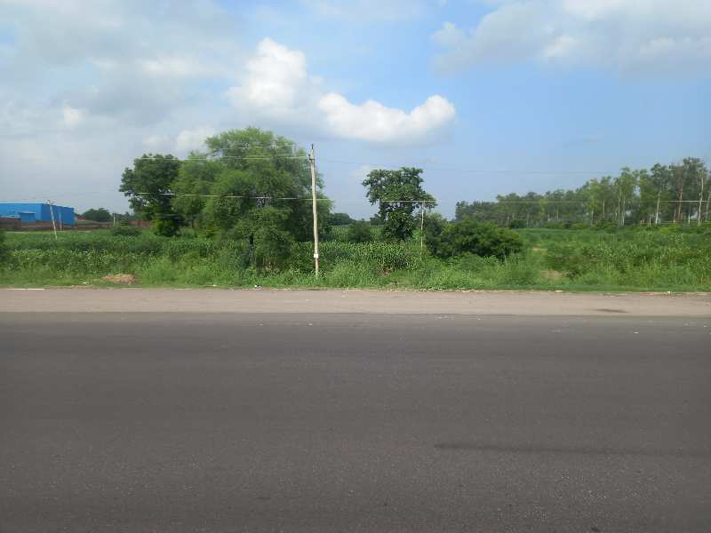 Industrial land on NH 19 palwal