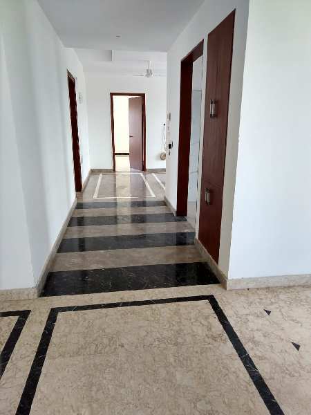 4 BHK Flats & Apartments for Sale in Sikandra, Agra (4000 Sq.ft.)