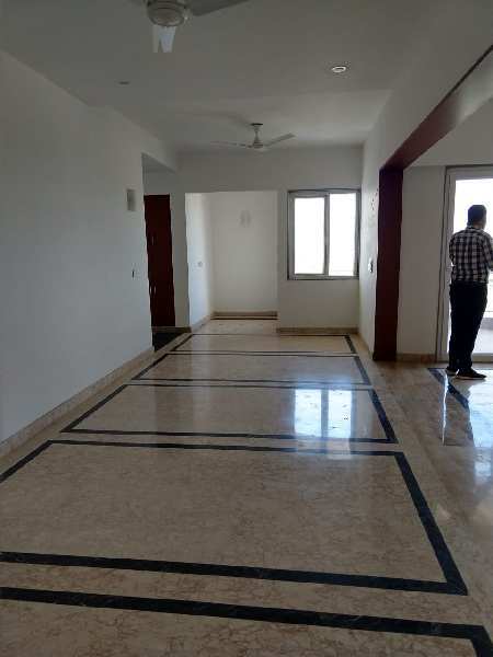 4 BHK Flats & Apartments for Sale in Sikandra, Agra (4000 Sq.ft.)