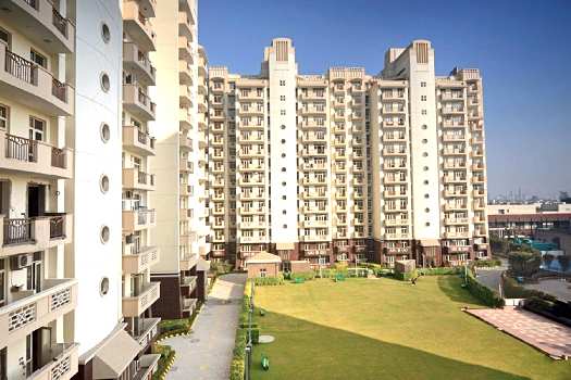 2 BHK Flats & Apartments for Sale in MG Road, Gurgaon (1046 Sq.ft.)