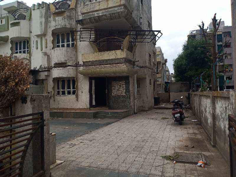 3 BHK Individual Houses / Villas for Sale in Nikol, Ahmedabad (2100 Sq.ft.)