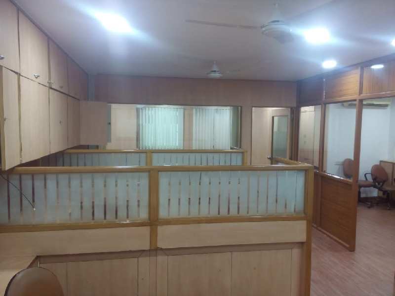 725 Sq.ft. Office Space for Rent in Law Garden, Ahmedabad