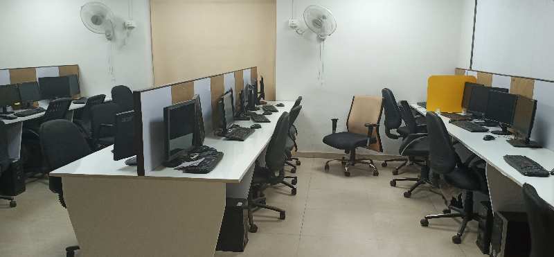 1650 Sq.ft. Office Space for Rent in Law Garden, Ahmedabad