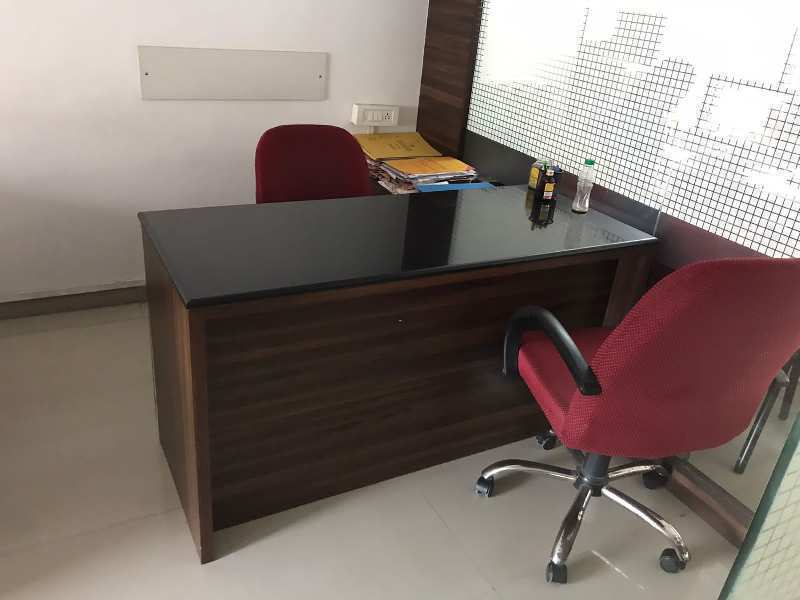 430 Sq.ft. Office Space for Sale in Alkapuri, Vadodara