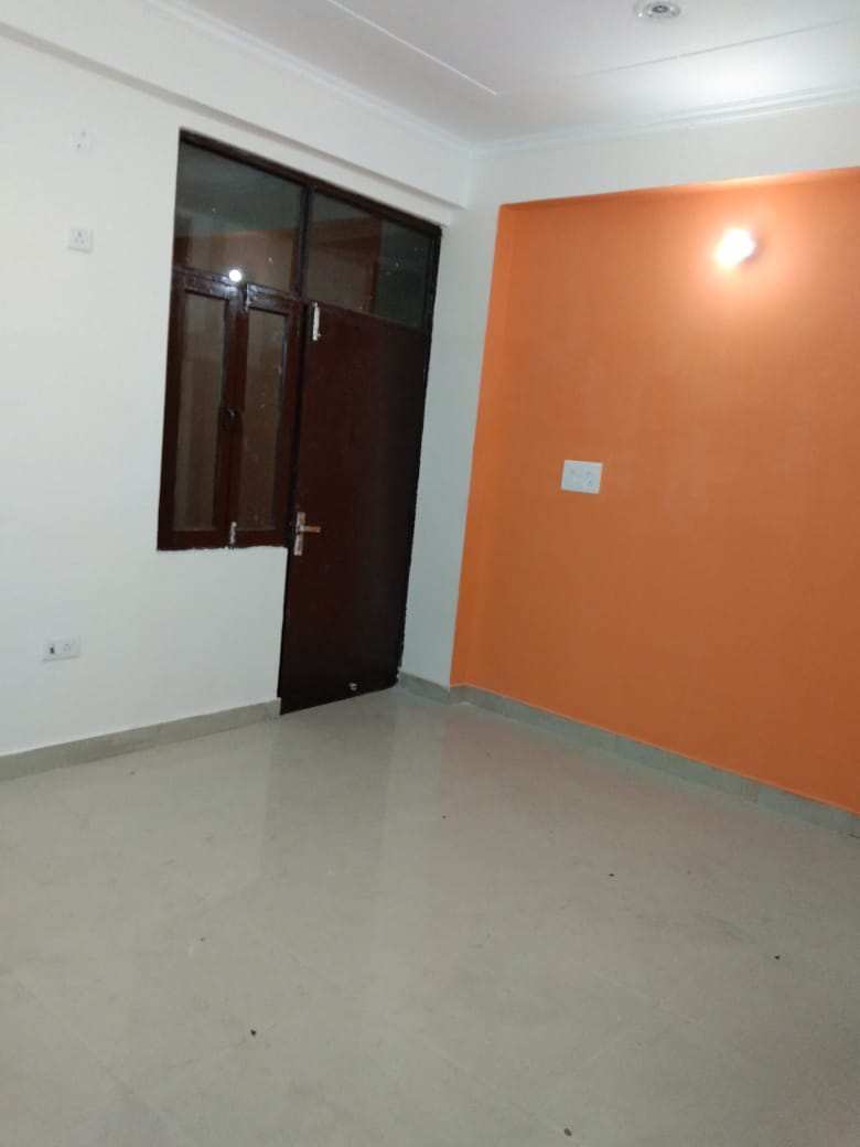 2 BHK Builder Floor for Sale in Sector 123, Noida (1200 Sq.ft.)