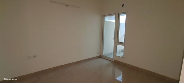 2500 Sq.ft. Banquet Hall & Guest House for Sale in D Block, Noida
