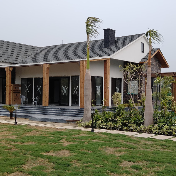3 BHK Farm House for Sale in Noida (1250 Sq. Yards)