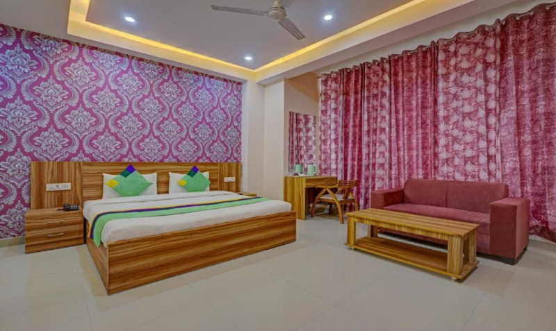 125000 Sq.ft. Hotel & Restaurant for Sale in Surajkund, Faridabad