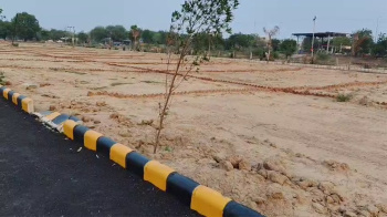 Commercial Lands /Inst. Land for Sale in Tappal, Aligarh (400 Sq.ft.)