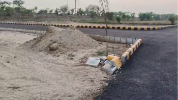 Commercial Lands /Inst. Land for Sale in Tappal, Aligarh (300 Sq. Yards)