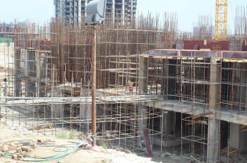 Flats & Apartments for Sale in Sector Pi, Greater Noida (13350 Sq.ft.)