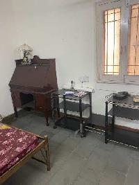 2 BHK Flats & Apartments for Rent in E-5, Bhopal