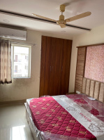 4 BHK Flats & Apartments for Rent in Hoshangabad Road, Bhopal