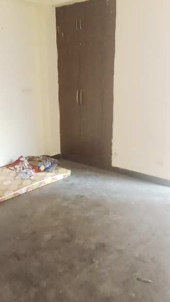 2 bhk flat for sale  in crossing republic Ghaziabad