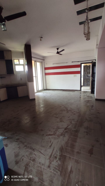 3 BHK Flats & Apartments for Rent in Crossing Republik, Ghaziabad (1500 Sq.ft.)