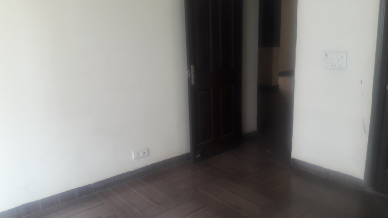 3 Bhk flat for sale in Proview Laboni crossing republic Ghaziabad