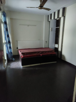 2 BHK Flats & Apartments for Sale in Crossing Republik, Ghaziabad (1050 Sq.ft.)