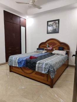 Flats & Apartments for Sale in Crossing Republik, Ghaziabad (1450 Sq.ft.)