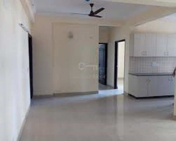 2 B hf flat for sale in GH 07 ,Crossing Republic Ghaziabad