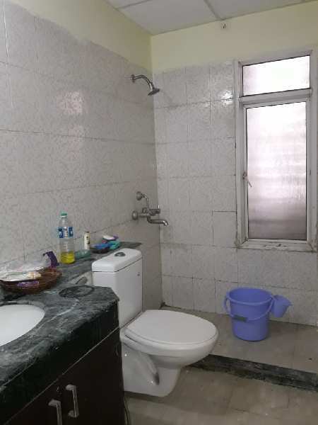 3 Bhk plus study room flat For sale in Assotech the nest society