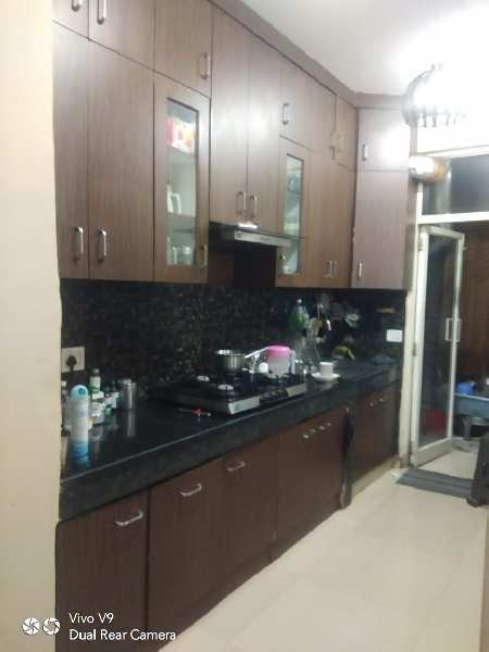2 Bhk plus study room flat for sale in Paramount Symphony