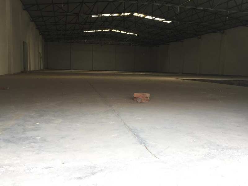 80000 Sq.ft. Warehouse/Godown for Rent in GT Karnal Road, Alipur, Delhi