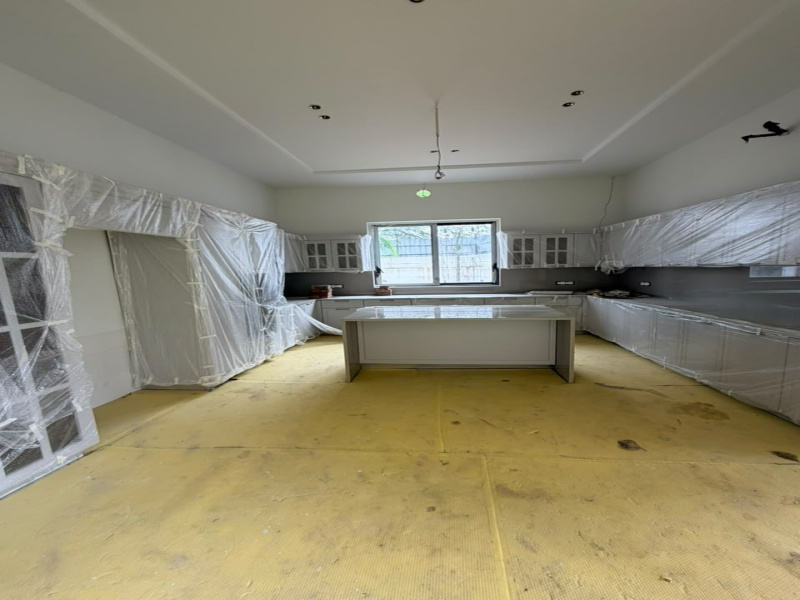 Brand New 4 BHK Builder Floor For Sale In Kailash Colony | 550 Sq. Yards | SF | Lift & Stilt